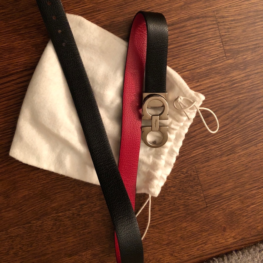 Salvatore Ferragamo reversible woman’s belt